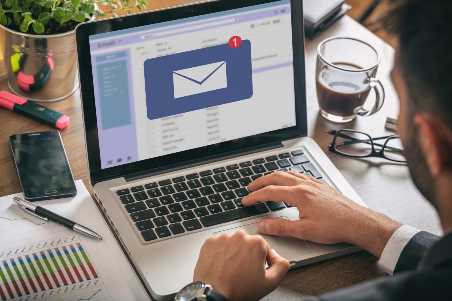 Relais SMTP CritSend : guide complet pour optimiser la délivrabilité de vos e-mails relais smtp critsend