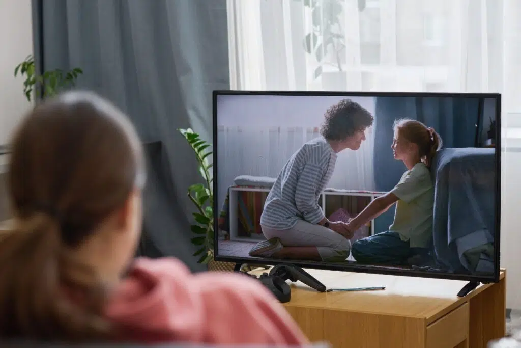 Monstream : nouvelle adresse 2025, accès, risques et alternatives légales